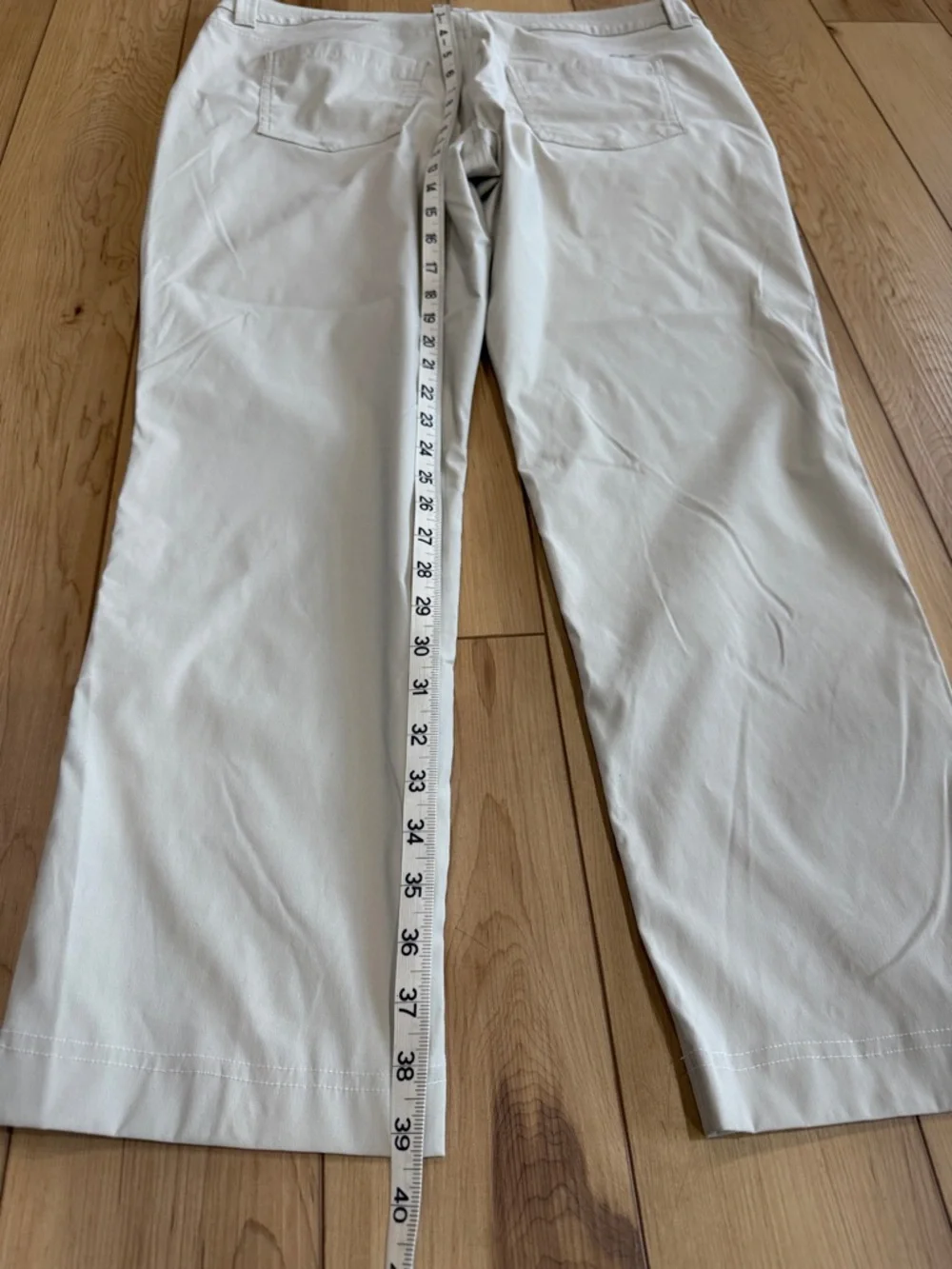 Eddie Bauer Woman’s Beige Casual Chinos - Picture 7 of 7